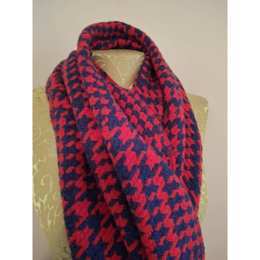 Lands End Wool Red Navy Houndstooth Scarf W/Fringe Unisex Fall Cottagecore